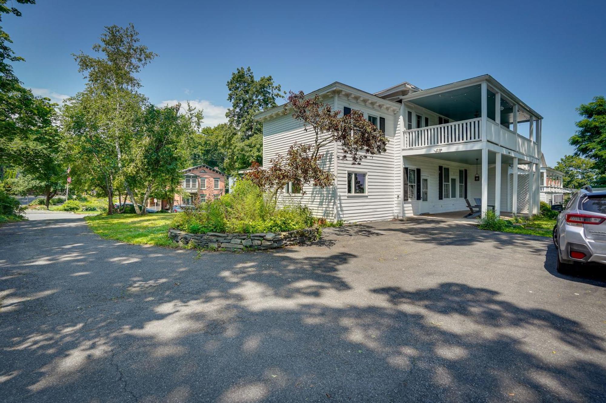Historic Home In Coxsackie With Hudson River Views! 외부 사진